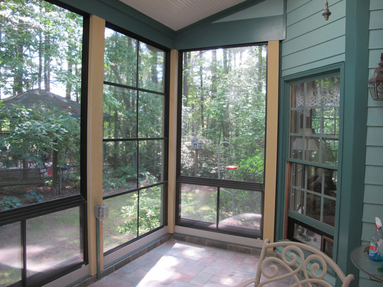 EZE Breeze on screened porch